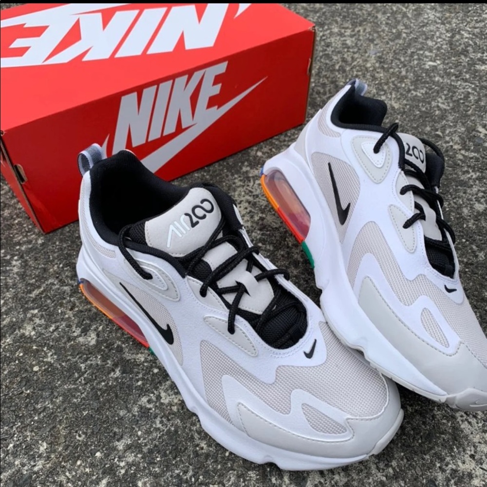 Nike Air Max 200